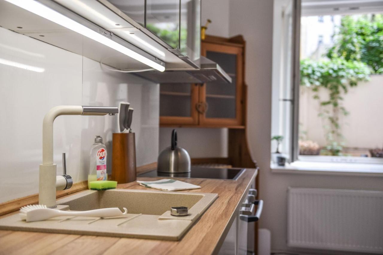 Quiet Apartment In The City Center With Own Terrace Πράγα Εξωτερικό φωτογραφία