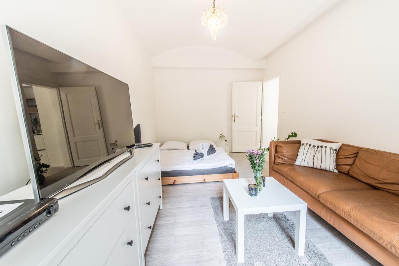 Quiet Apartment In The City Center With Own Terrace Πράγα Εξωτερικό φωτογραφία